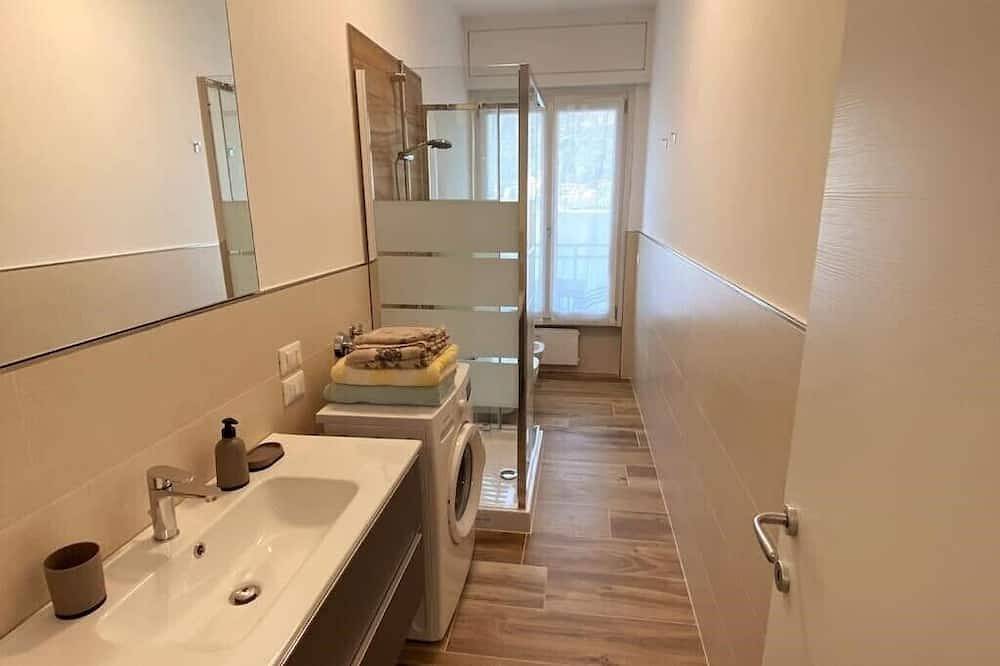 Ganze Wohnung, The Cedar Apartment in Omegna, Ortasee