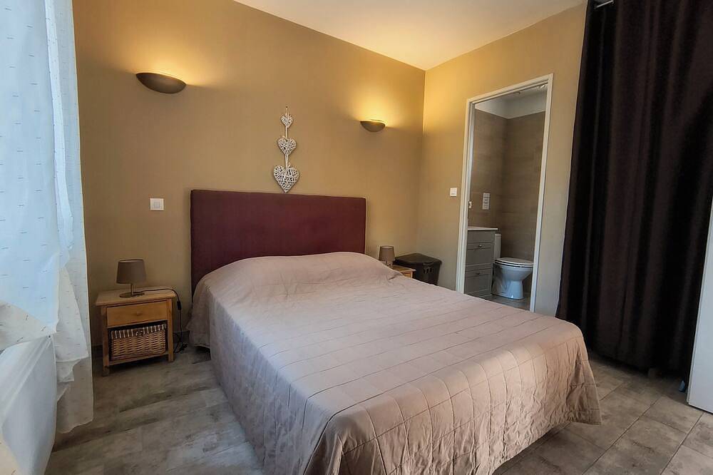 Gîte climatisé 3⭐ avec piscine, au calme, 5 min de Carcassonne & canal du midi in Villemoustaussou, Région de Carcassonne
