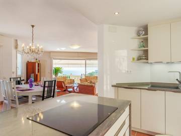 Villa voor 8 Personen in Santa Maria de Llorell, Tossa de Mar, Afbeelding 4