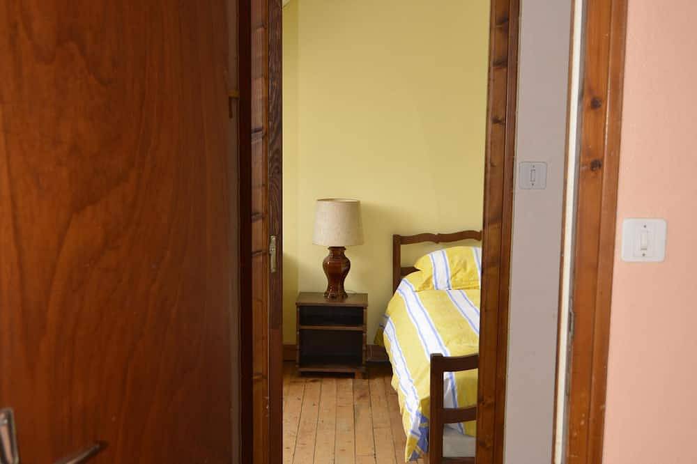 Typisches Morgat-Haus 150 m vom Strand entfernt mit privatem Garten in Morgat, Crozon