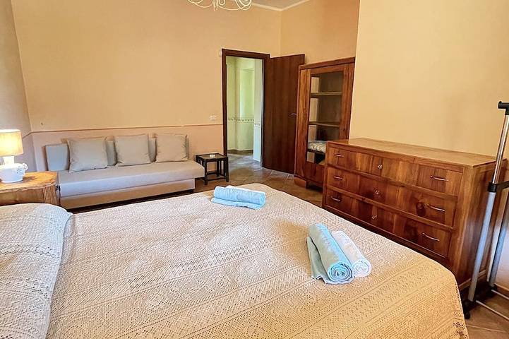 [Villa] in 8 ettari di campagna, a 20' dal mare in Feroleto Antico, Catanzaro Provinz