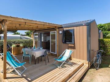 Camping für 2 Personen in Ars-en-Ré, Côte des Fleurs, Bild 1