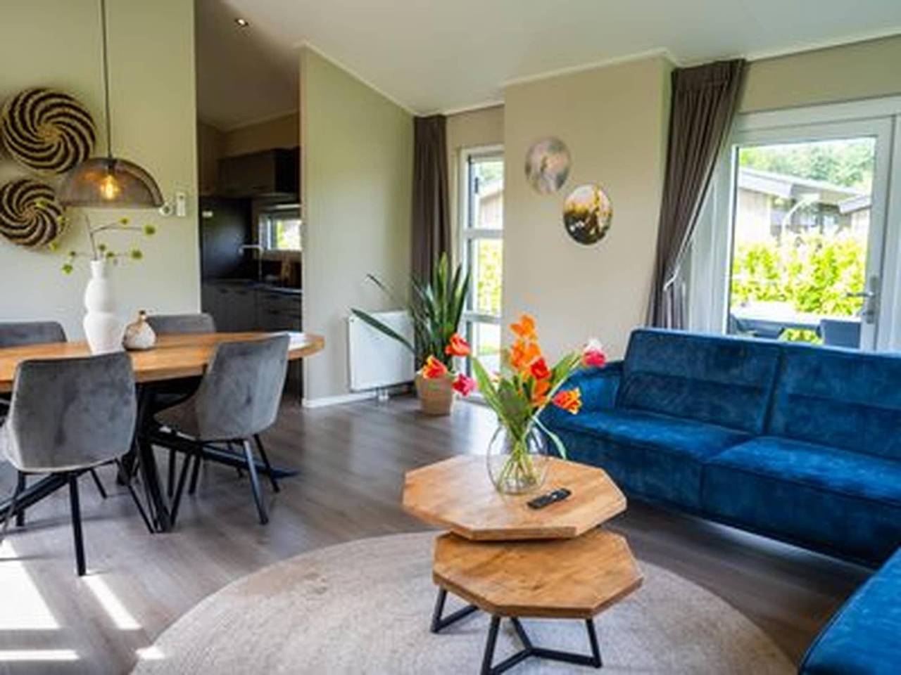 Chalet by Park Pond in the Netherlands in Veldhoven, North Brabant