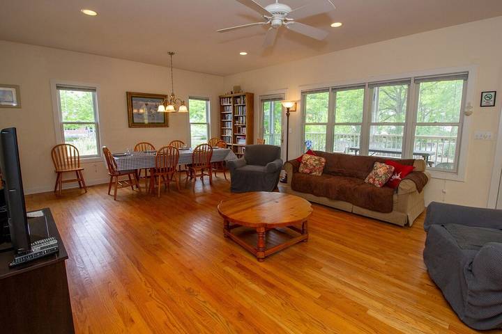 Vacation rental for 10 people, with balcony and pool in Michigan City