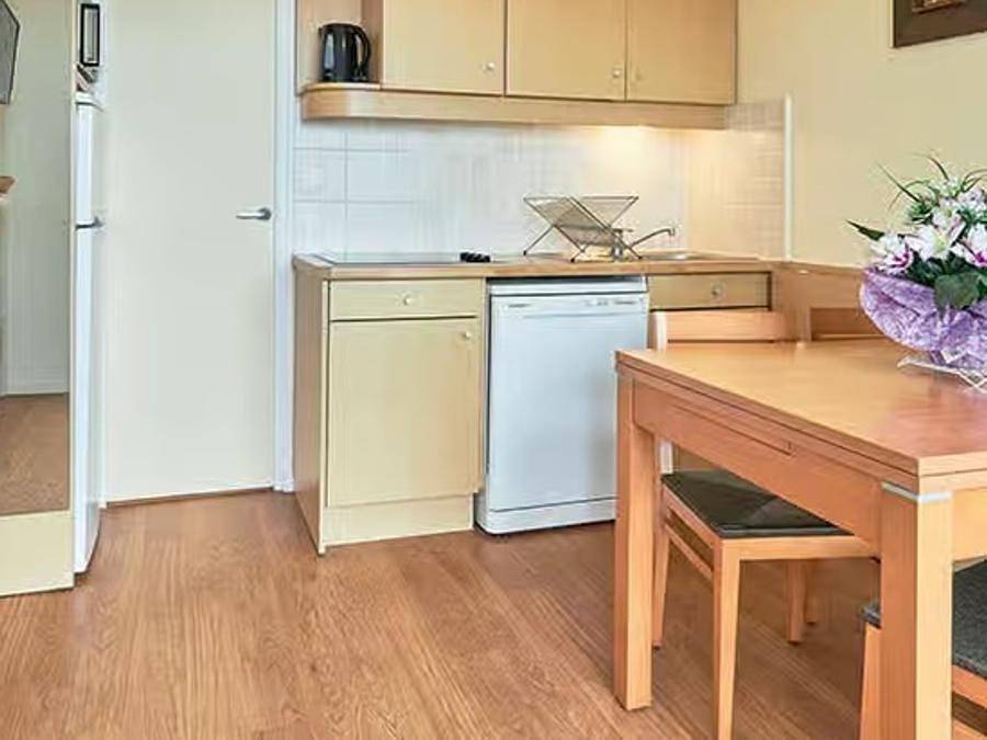 Club Belambra Omaha Beach - Bungalow 6 personnes - Essentiel Bungalow 2 Chambres 6 pers Vue Terrasse in Omaha Beach, Colleville-sur-Mer