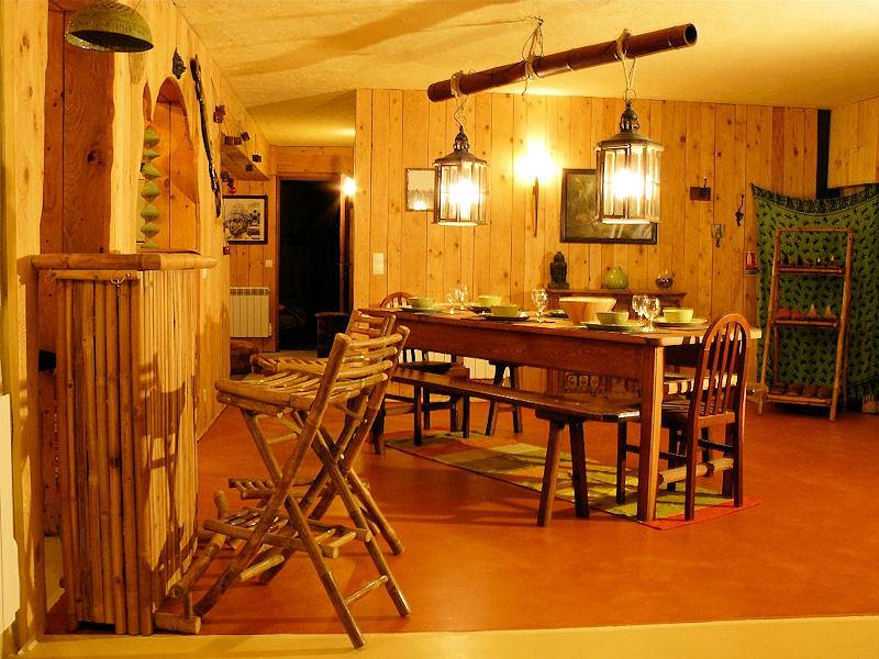 Ecologîte en montagne Ailleurs est ici : sports d'hiver / d'été in Dienne, Parc naturel régional des Volcans d'Auvergne