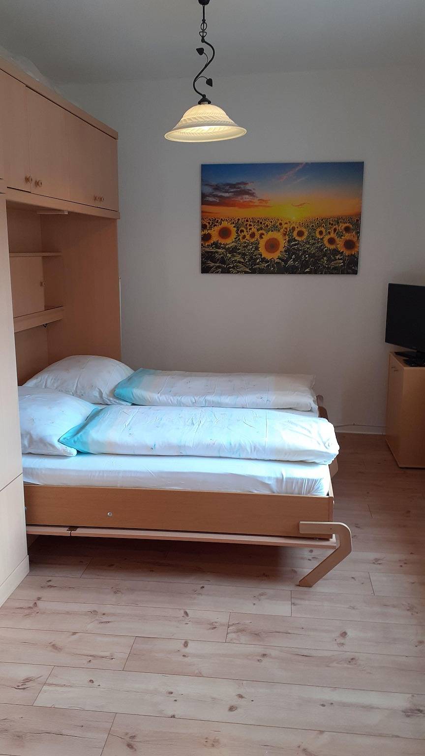 Estudio entero, 1-Zimmer-Apartment 2 Hochparterre in Lübeck (Ciudad), Lübeck