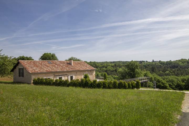 Villa pour 10 personnes, avec jacuzzi ainsi que jardin et terrasse en Dordogne - 4