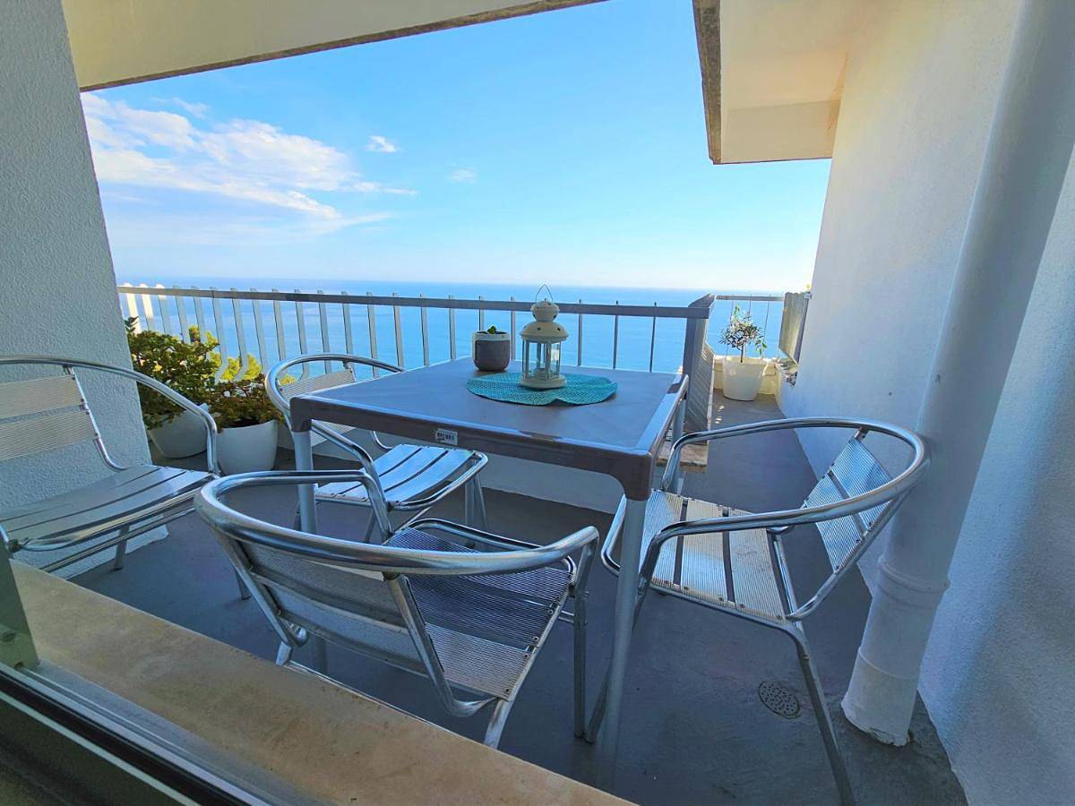 Apartamento entero, Petit prix, vue mer, Casa Carmen by Sesimbrasunsea in Praia da Califórnia, Sesimbra