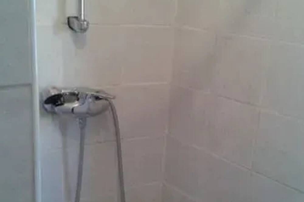 Homerez - Casa en Sisteron con terraza in Sisteron, Forcalquier region