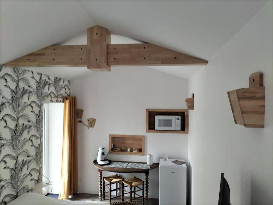 Appartement entier, Logement entier 3 pièces et terrasse in Mazières-en-Gâtine, Deux-Sèvres