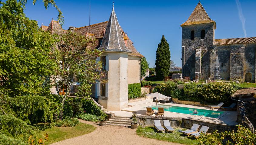Gîte pour 10 personnes, avec piscine, animaux acceptés
