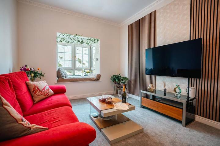 Apartment for 4 people in Brighton Marina