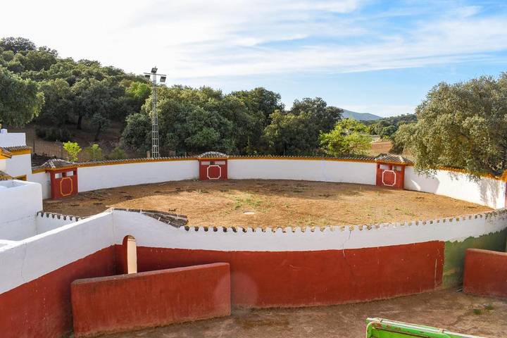 Casa rural para 25 personas, con vistas además de piscina y jardín en Archidona - 3