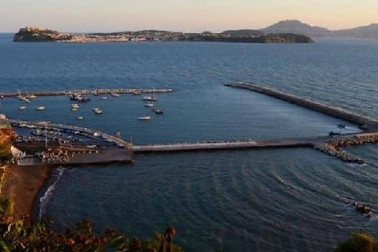 Appartamento intero, Lamberti Apartment in Monte di Procida, Napoli e dintorni
