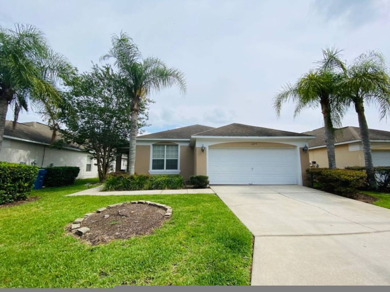 Lagoon Retreat | 4-Bedroom Villa with Vaulted Ceilings & Private Pool in Haines City, Zentral Florida