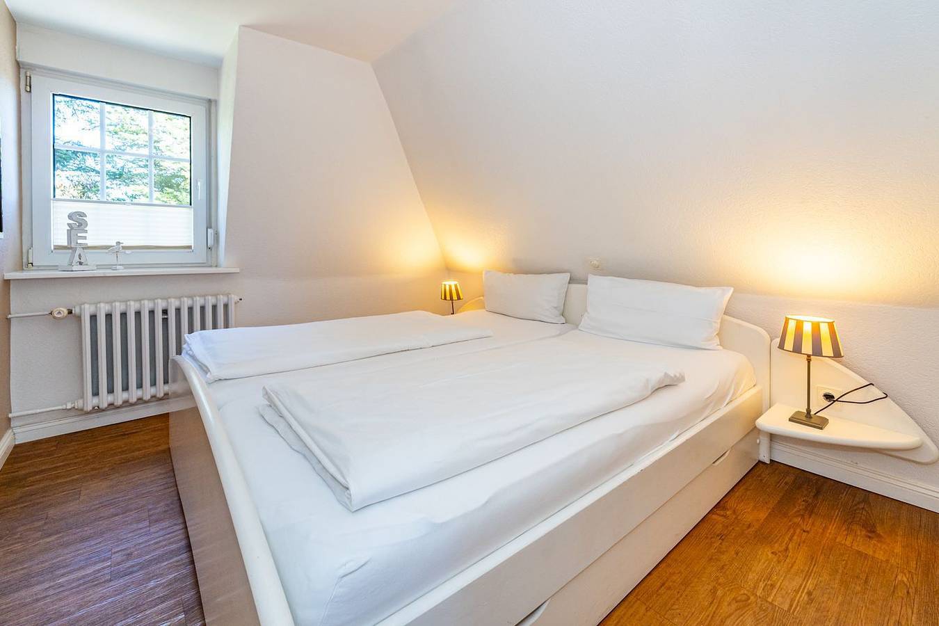 Ganze Wohnung, 3-Zimmer-Ferienwohnung hinter den Dünen in Westerland - nur 300 Meter bis zum Strand! in Westerland, Sylt (Gemeinde)