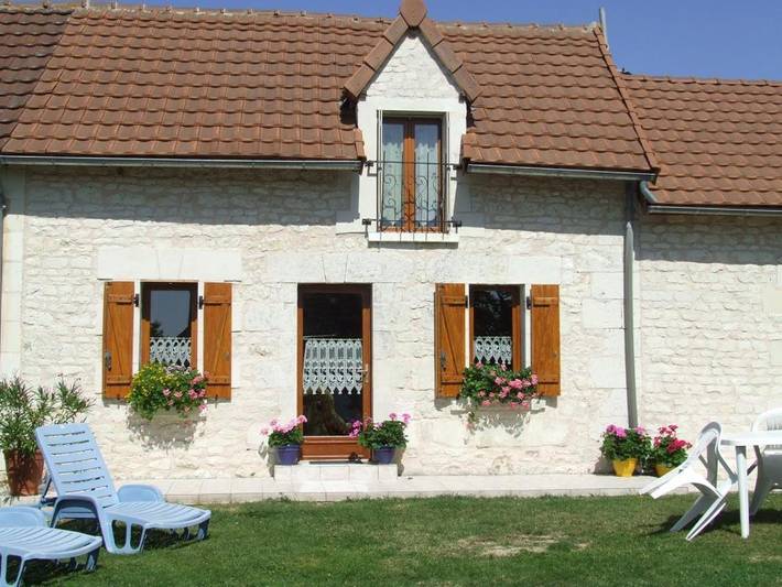 Location de vacances pour 4 personnes, avec Terrasse et Jardin à Antran