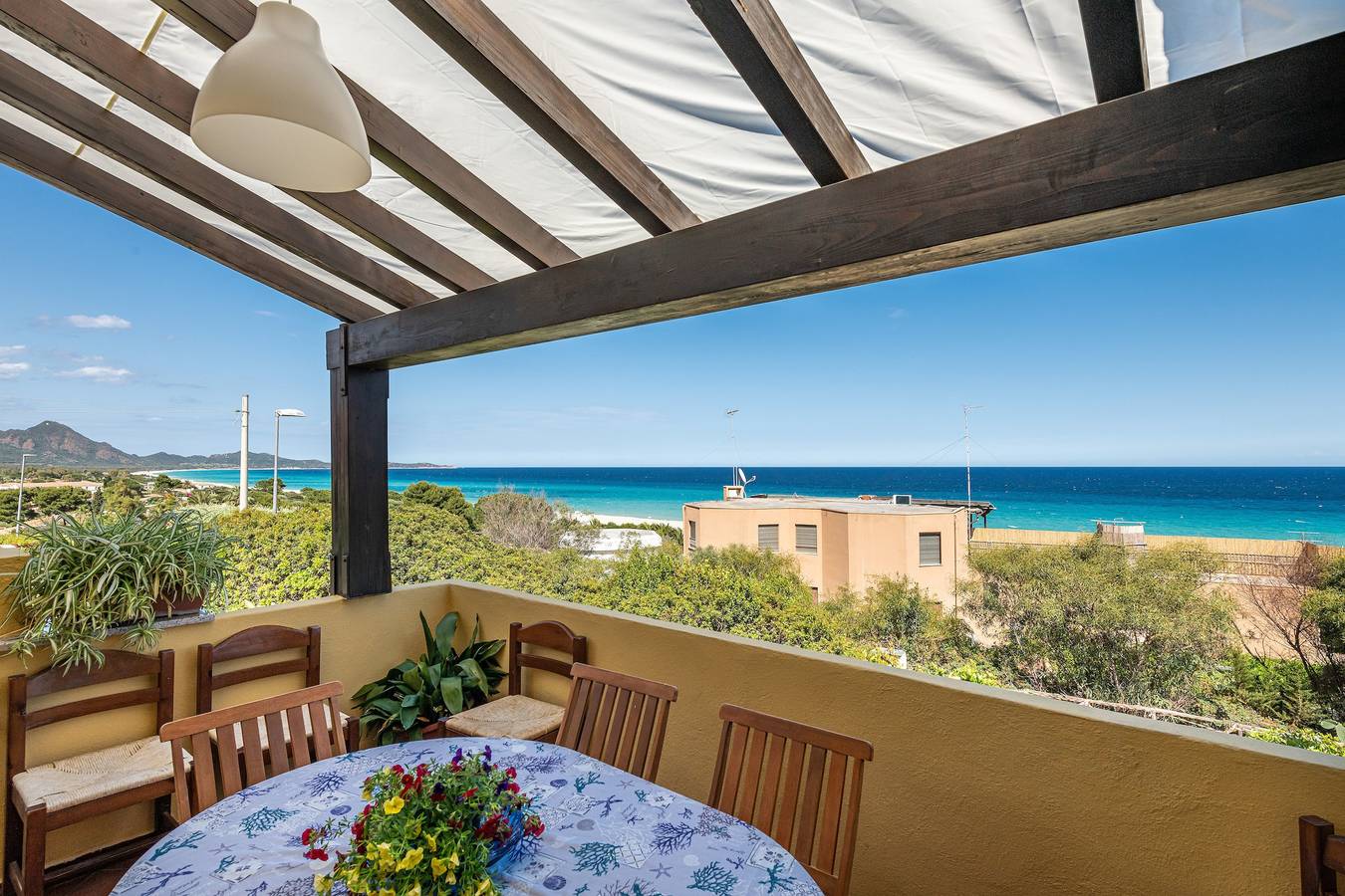 Ferienhaus 'Seb Beach' nahe am Strand mit Terrasse, Garten und Wlan in Costa Rei, Muravera