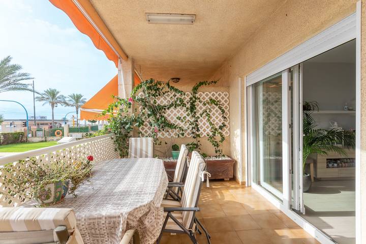 Apartamento entero, Amplio apartamento en El Campello, 120 m², piscina compartida in Platja de l'Horta-Mutxavista (San Juan Playa), San Juan Playa (Alicante)