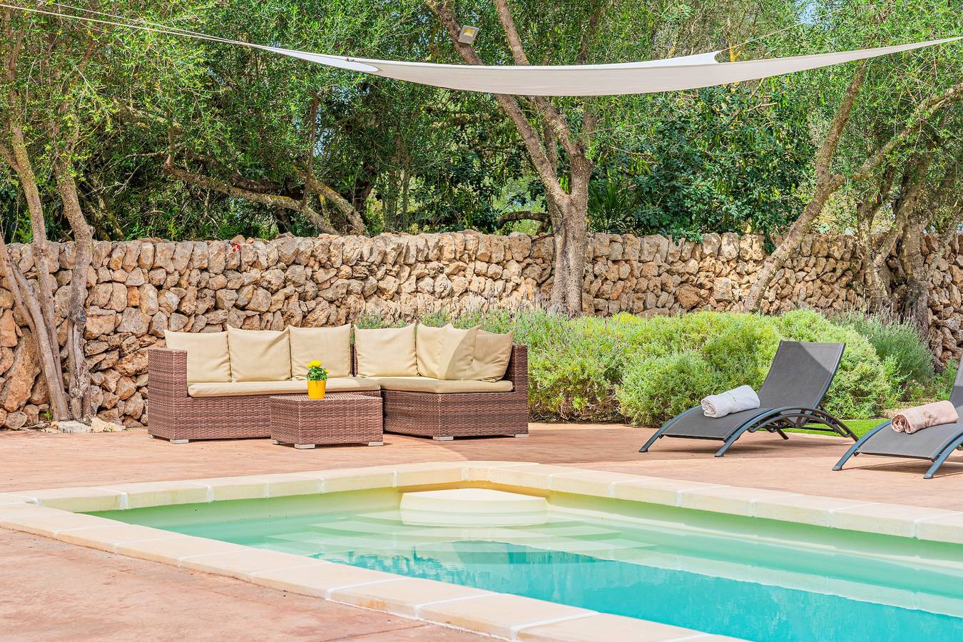 Villa 'Garraseca' mit Bergblick, Wlan und Klimaanlage in Llucmajor, Mallorca Süden