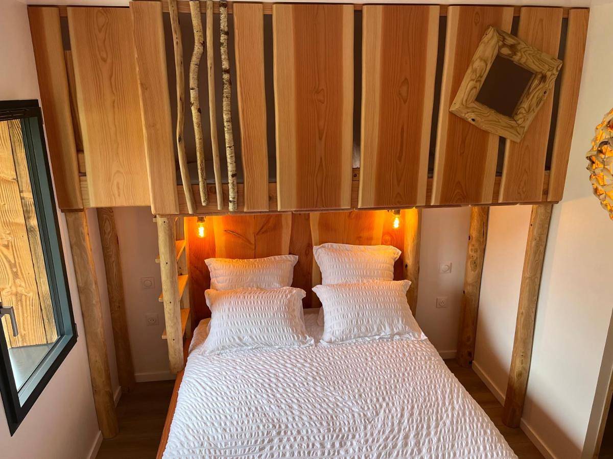 Deluxe Double Room in Lamballe, Cotes-d'Armor
