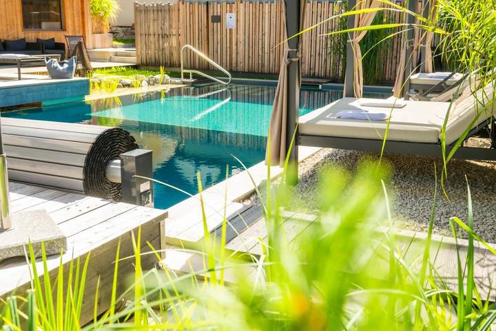 Ferienhaus für 2 Personen, mit Pool und Sauna sowie Ausblick, mit Haustier