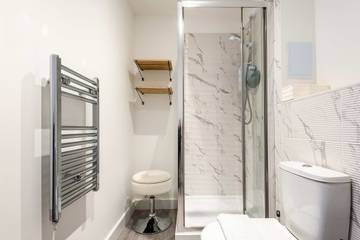 Apartment for 2 People in Bradford, West Yorkshire, Photo 4