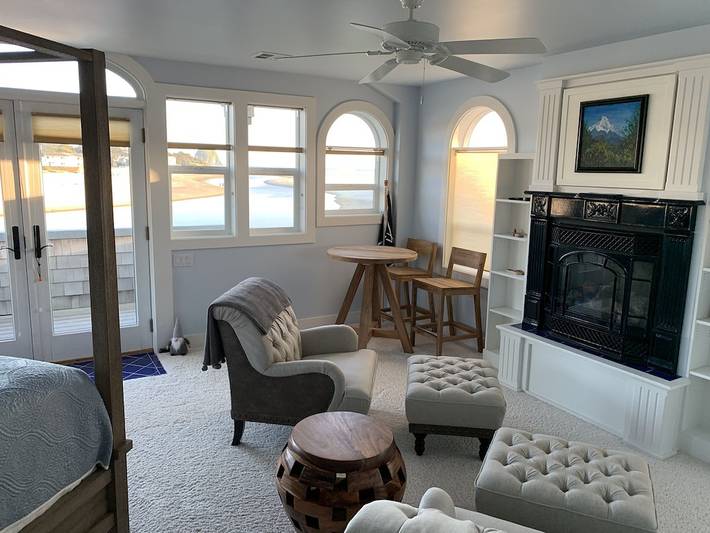 Vacation rental for 6 people, with yard and hot tub in Cannon Beach