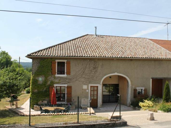 Gîte pour 7 personnes, avec Jardin dans la Meuse