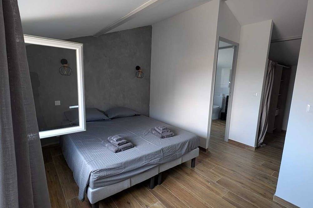 Entire apartment, Apartment rental a sotta in Sotta, Arrondissement de Sartène
