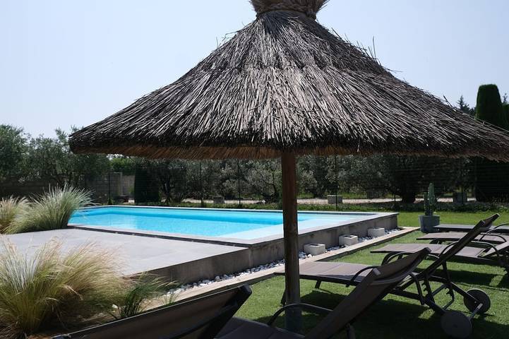 Location de vacances pour 8 personnes, avec Terrasse et Jardin à Barbentane - 4