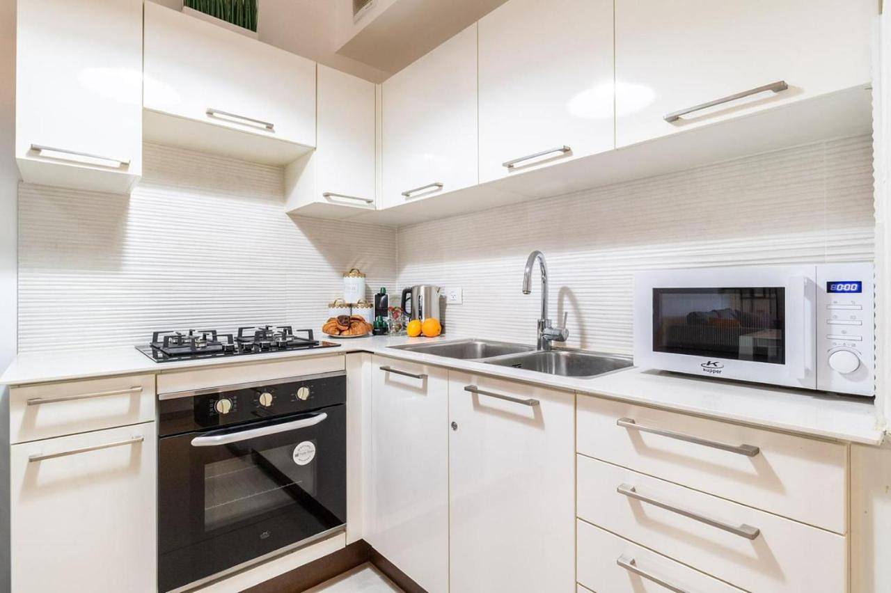 Entire apartment, Mounbaz Royal Suites - Alefimmoed in Jerusalem, Jerusalem District
