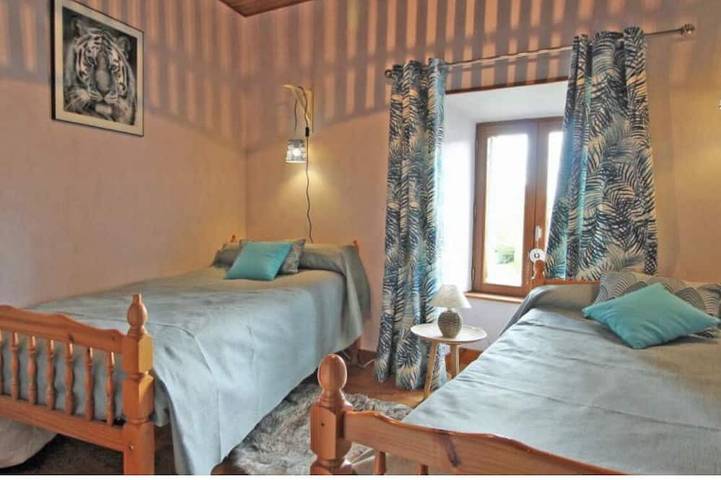 Location de vacances pour 6 personnes, avec jardin à Saint-Laurent-les-Églises - 2