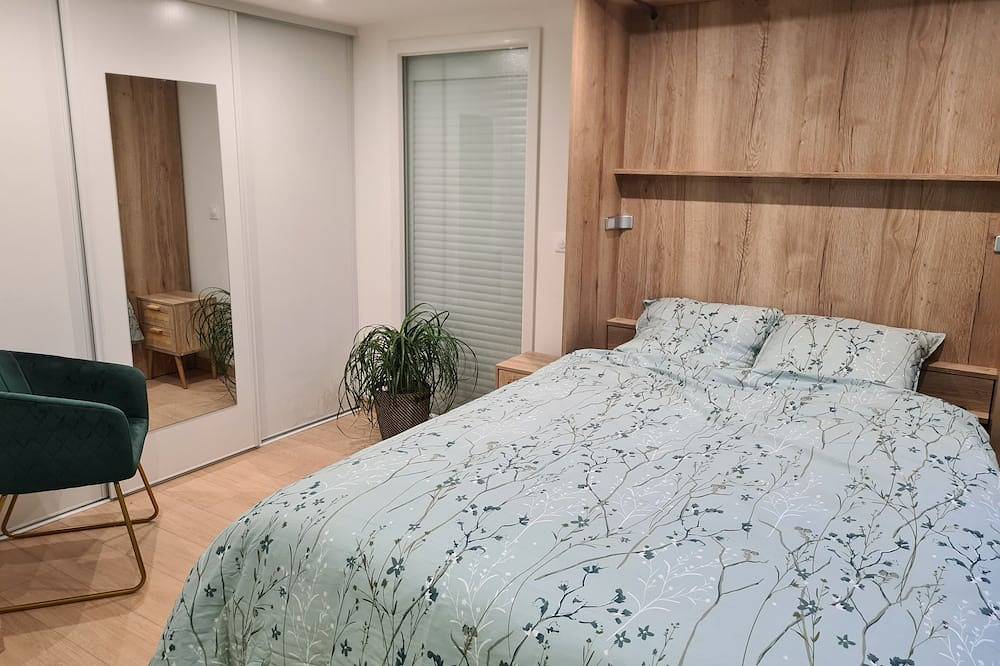 Mon Nid'éal de Bien-être with private Spa in Saint-Forgeux, Villefranche-sur-Saône region