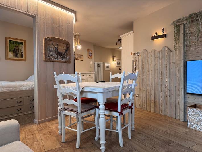 Gîte pour 5 personnes, avec balcon à Carisolo - 4