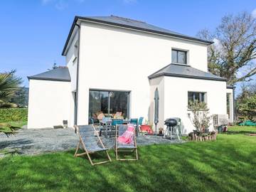 Location de vacances pour 6 personnes, avec terrasse et jardin à Pléneuf-Val-André
