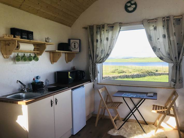 Studio for 4 people, with Ocean view and Garden as well as Lake view in Ireland
