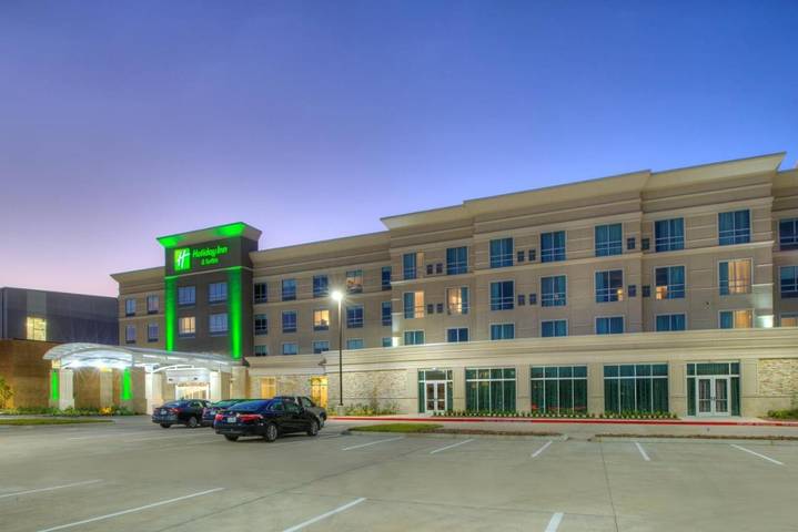 Hotel para 3 personas, con piscina - 1