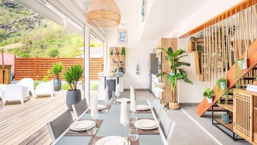 Gîte pour 7 personnes, avec jardin et piscine à Terre-de-Haut - 3