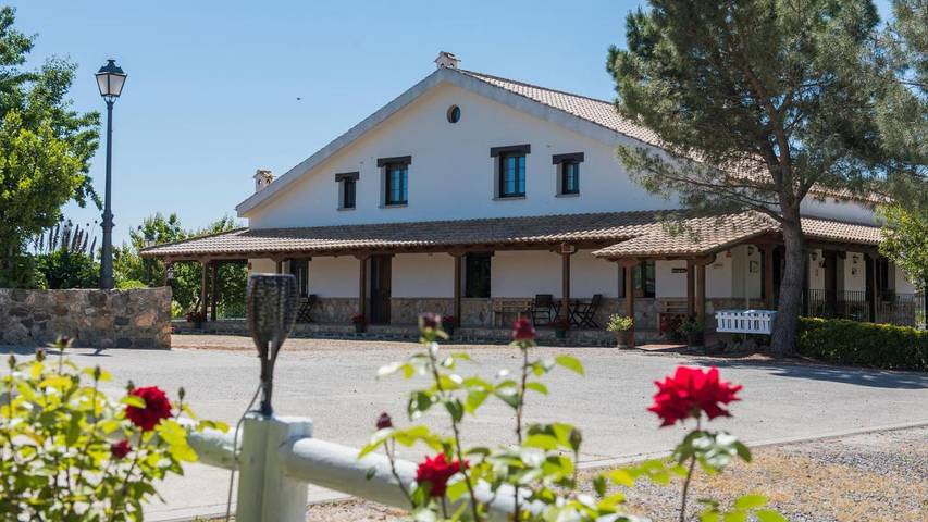 Casa rural para 2 personas, con Terraza y Jacuzzi además de Jardín y Piscina en Provincia de Toledo - 2