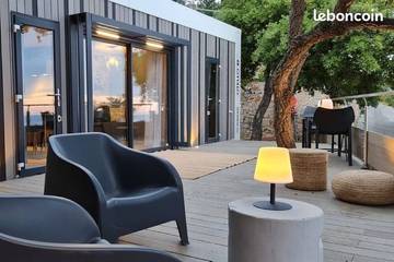 Gîte pour 4 personnes, avec piscine dans Plage D Aigue Bonne