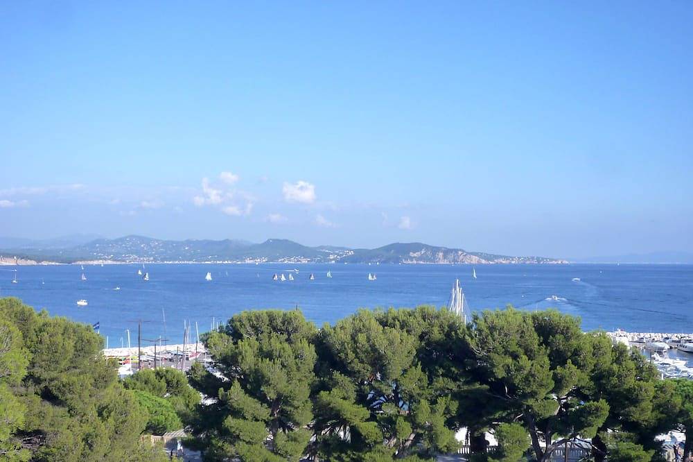 Appartement entier, 🌊 🌞 *****  Appartement de standing  Front de mer – 65 m² – Élégance & sérénité in La Ciotat, Région de Marseille