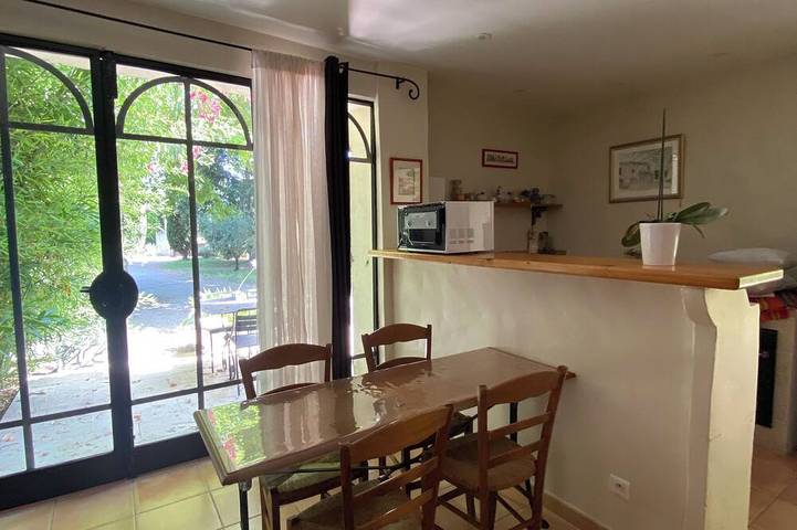 Gîte pour 4 personnes, avec jardin et piscine à Velleron - 4