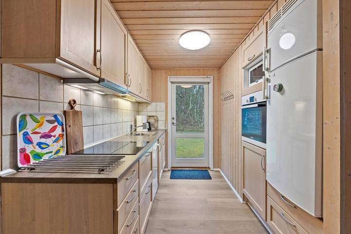 Ferienhaus für 6 Personen, mit Balkon/Terrasse und Terrasse sowie Garten und Sauna in Houstrup Strand - 3