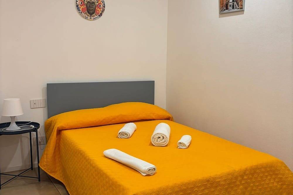 At Casuzza di Giù Giù: Experience your stay in the historic center of Agrigento! in Agrigento, Agrigento Province