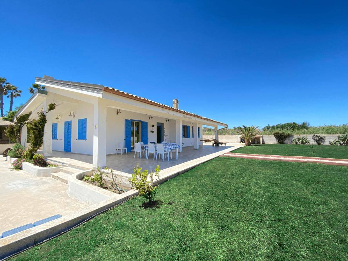 Villa Soleado, Marzamemi - Sea Front Villa in San Lorenzo, Municipio de Noto
