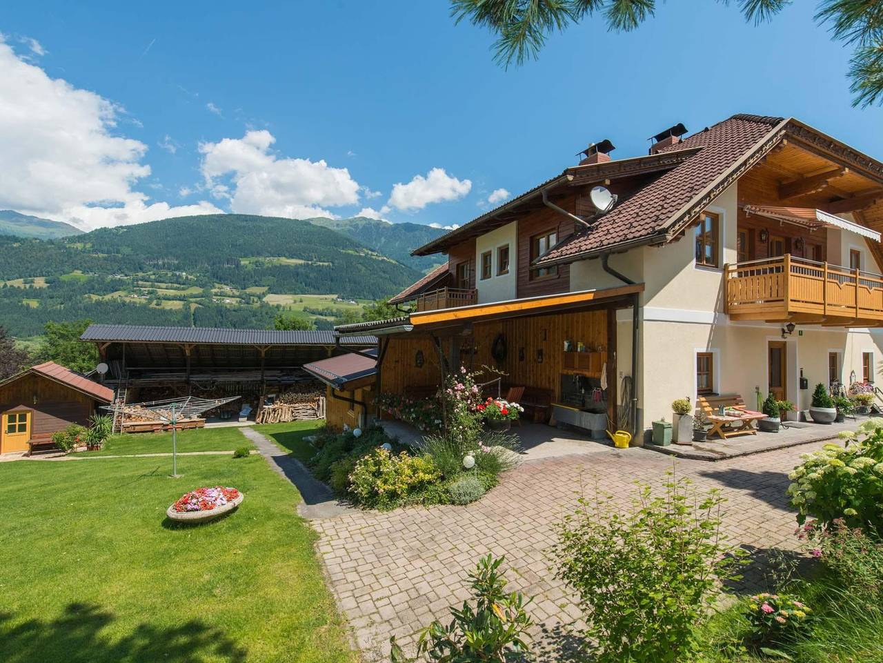 Ganze Ferienwohnung, Frühstückspension Zippo - Ferienwohnung Winterzeit in Gailtaler Alpen, Greifenburg