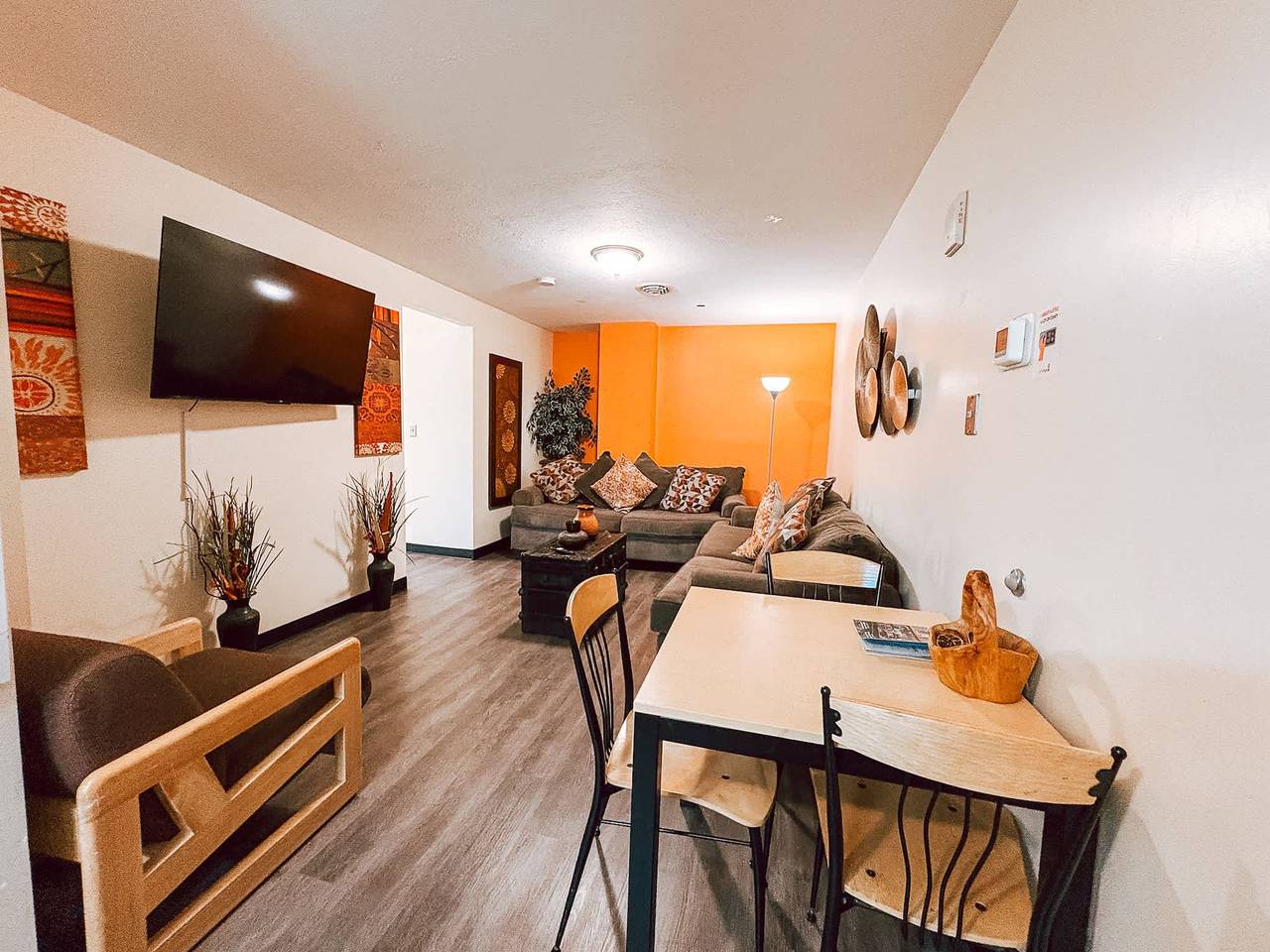 Apartamento entero, 6 Beds   Downtown Apt   Very Quick Walk Everywhere in Pittsburgh, Condado de Allegheny