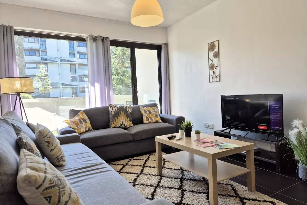 Apartamento entero, Apartamentos para 6 personas in Pessac, Región de Burdeos